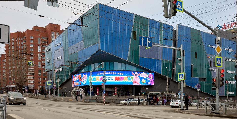 Светодиодный медиафасад, ТЦ Алатырь